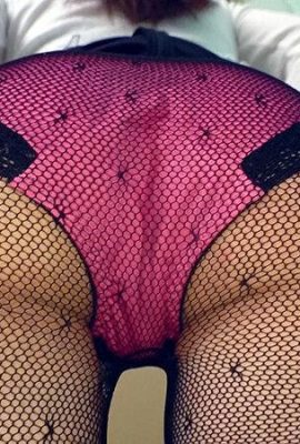 Creampie açık havada kaplıca Güzel ve parlak ince busty iffetsiz abla (21P)