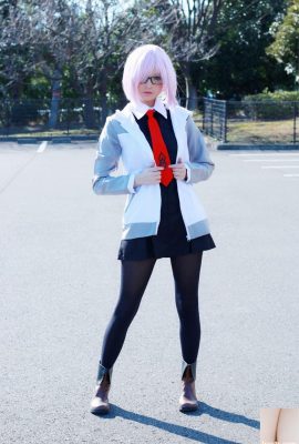 Hidori Rose’dan Mashu Kyrielight cosplayi (99P)