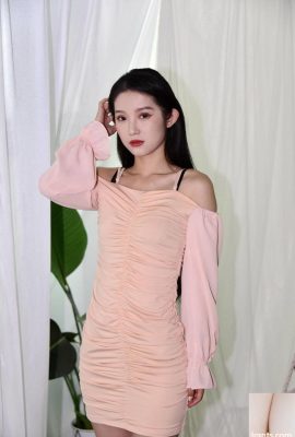 Küçük göğüslü, narin ve güzel bir Çinli modelin nadir özel fotoğraf çekimi – küçük Vivian Hsu (54P)