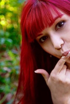 (Suicide Girls) Ultraamarie – Tatlı Orman