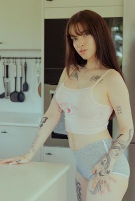 (Suicide Girls) 20 Ocak 2024 – Aine + Narumi – ÇİFT GÜZELLİK (56P)