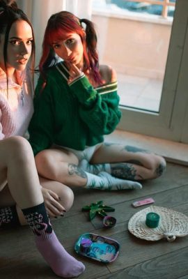 (Suicide Girls) 16 Nis 2024 – Ceciamix + Drew – Sun Set Haze (55P)