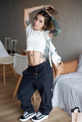 (Suicide Girls) 02 Ağu 2024 – Thatasg – Eve Dönüş (44P)