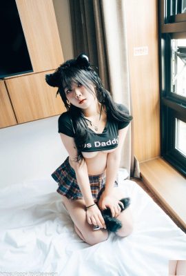 Ziya  Loozy Neko (143P)