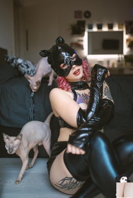 (Suicide Girls) 22 Eyl 2024 – Cyber ​​– Bir Kedi Gibi Prrrrrr Edebilirim (55P)