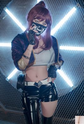 (Saint Photolife) Yuna'nın cos vol.04 – KDA Akali ve Nier Automata 2B (64P)