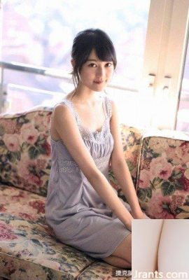 (Nogizaka) Ciddi bir genç bayan olan Erika Ikuta (19), fotoğraf albümü görünümüyle çok popüler (24P)