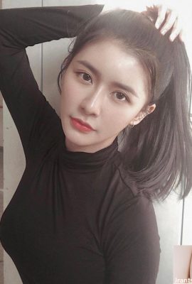 Angel Cai Zhuoxuan'ın durdurulamayan bir gülümsemesi var (8P)