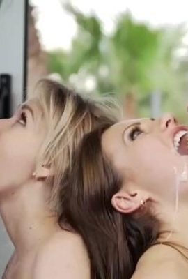 Anne ve kızı bir erkeği paylaşıyor, anne zencefilin hala eski baharatlı yemeği olduğunu gösteriyor (21p)