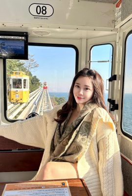 “Linlin__025” mizaçlı güzel kız saf ve hassas yüz özelliklerine sahiptir (16p)