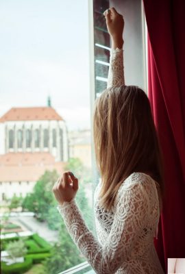 Jasmina – Dantel elbisesi (107p)