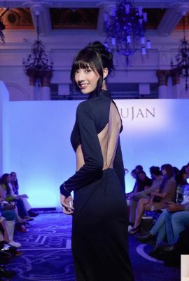 En iyi yüz çok tatlı “ga lin” adil ve güzel cilt (18p)