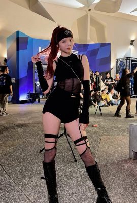 “Zoe_flesh” gizli yuvarlak göğüsler ve günaha (18p)