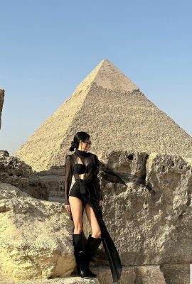 İmza gülümsemesi çok tatlı. “Red-Eye Daji” kalbinizi tek bir bakışla çekecek (23p)