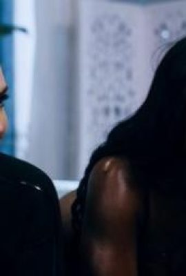 Kız öğrencileri her zaman Big Dick Öğretmenlerinin önünde çok seksi davranıyor (16p)