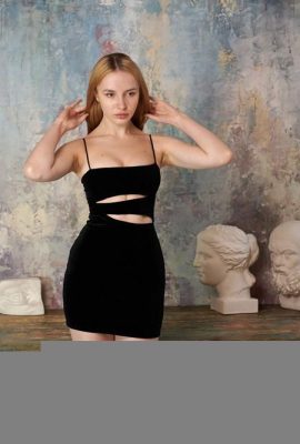 (Euro Nudes) 17 Mar 2025 – Ekaterina E – Serisi 02 – aka Polly Yangs (111p)