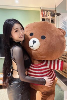 Guoguang tanrıçası Wei'an Vivi ~ Chen Weimin ondan Dönme Çarkı'nı almasını istemek istiyor ~ (8p)