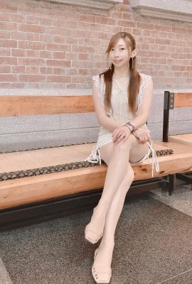 “Yu Xuanxuan” O kadar sıcak ki hem tatlılık hem de seksi üst vücutla birleştirilir (20p)