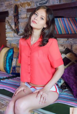 Hilary C – Twenia (95p)