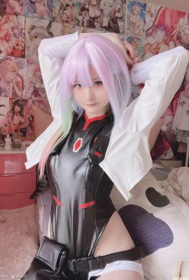 (Xi Daidai) Lucy (Siber Punk) (21p)