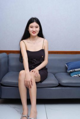 Ulusal Model Lingling'in Kişisel Beden Fotoğraf Seti (101p)