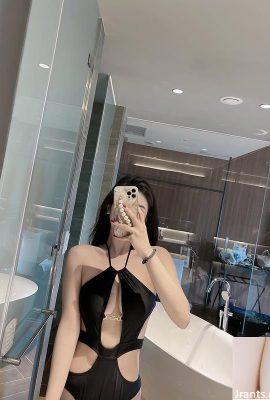 Güzel Kız “III66666666” Seksi vücut insanların şehvetini yakmasını sağlar (10p)