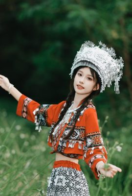 Miao College öğrencisi o kadar küçük ki Fly Fliephant (23p)