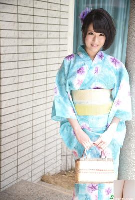 Yukata, büyük göğüsler, bir saraya sallayın (30p)