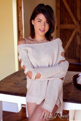Yalnız kız Shyla Jennings, koparmasını göstermek için bir kazak ve iç çamaşırı çıkarır (12p)