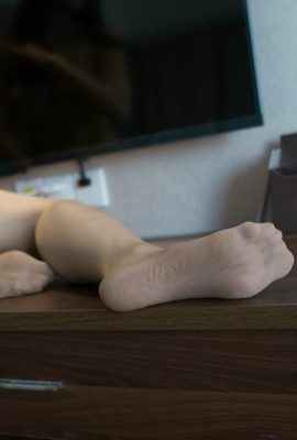 (İnternette Koleksiyon) Şeftali-Genç ve Güzel Figürün Tam Ölçekli Özel Fotoğrafı-2 (98p)