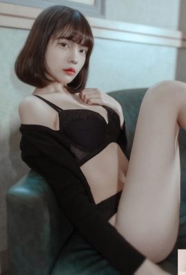 Zarif Melek “Xiao Nuo” bilimsel olmayan bir güzelliğe sahiptir (10p)