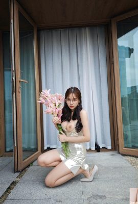 Ceason fotoğrafçılığı beyaz patent deri elbise (33p)