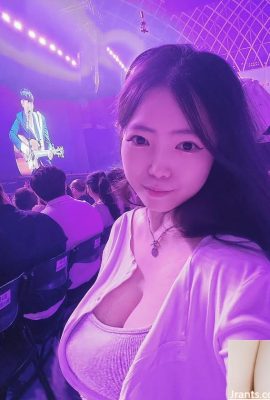 Yaşamın tatlı ve değersiz “Zhang yu tako” beyaz, hassas ve ince bacakları ortaya çıkarır (10p