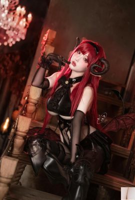 (İnternet Koleksiyonu) Celia – Hindenburg (38p)