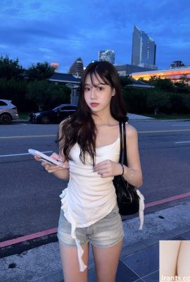 Güzel yüz “Joan” ın inanılmaz bir figürü var (10p)