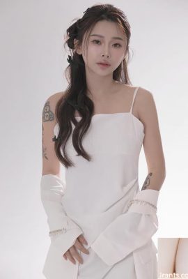“Lina Xiangning” türbülanslı üst çevre ve sıkı bel çok seksi (10p)