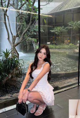 Büyük gözler vahşi ve duygusuz t-Miscous ngel çenesi “Kimse cazibeyi durduramaz (11p)