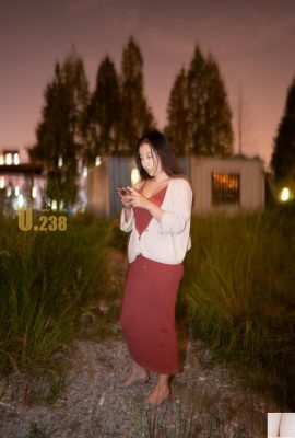 Çin Modeli Küçük Peri Vücut Çekimlerinin Özel Fotoğrafı – 1 (125p)