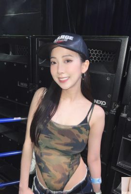 “Yaya Lin Yiting” Tatlı ve cazip eğriler Kalbe çarptı (10p)