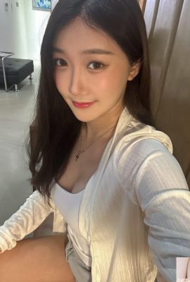 “Butterfly”ın dolgun göğüsleri ve seksi figürü her an büyüleyici (10P)