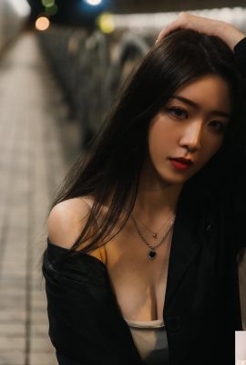 “Zoe Ruoyi”nin güzel bir yüzü ve insanları çok sarhoş gösterecek kadar ateşli bir vücudu var (10P)