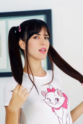 Leni Doll – Yaşayan Bebek (89P)