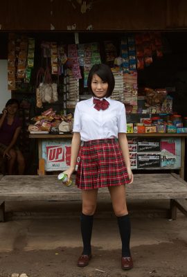 (Maki Maki) Büyüleyici gözler ve seksi figür sizi bir anda derinden cezbediyor (26P)