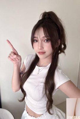 “Ha Geng”in çarpıcı görünümü ve beyaz ve hassas vücudu insanların onu hayal etmesini sağlıyor (10P)