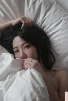 “Fifi Feifei” Kötü derin oluk baştan çıkarıyor ve güzel figür ortaya çıkıyor (10P)