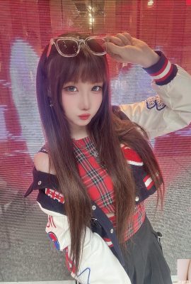 “Alpha Afa” büyüleyici bir yüze, derin ve elektrikli gözlere sahip ve sıcaklığı gökyüzüne ulaşıyor (10P)