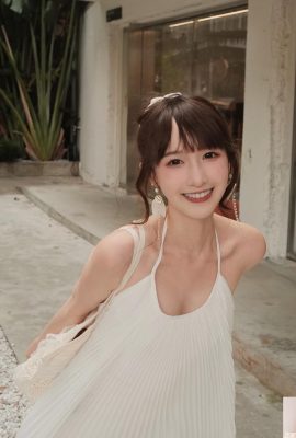 Büyüleyici güzellik “Ke Zi” baştan çıkarıcı gözleri ve yuvarlak göğüsleriyle dikkatinizi çekiyor (10P)