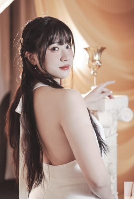 “Qiuqiu MiKa” tatlı ve seksi ve onsuz görülemez (10P)