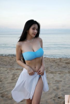 İri gözlü güzel kız “Cai Ruixue” göğsünde derin oluklar var ve göğüsleri o kadar büyük ki taşmak üzere (10P)