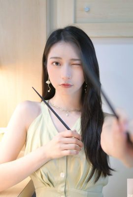 Mizaç güzelliği “Long Weiwei”nin parıldayan büyüleyici gözleri var… baştan çıkarmayla dolu (10P)